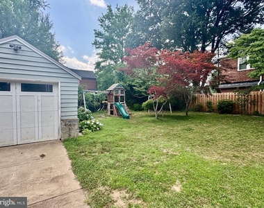 204 S Irving Street - Photo Thumbnail 24