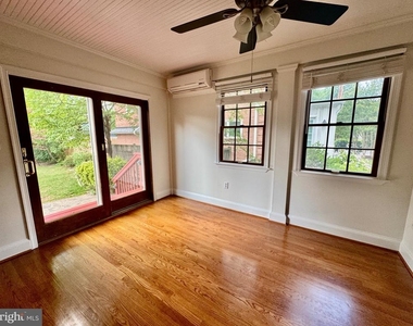 204 S Irving Street - Photo Thumbnail 12