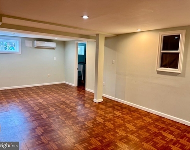 204 S Irving Street - Photo Thumbnail 14