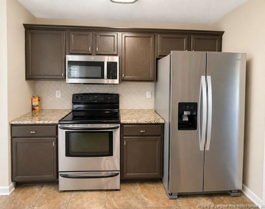 1529 Seabiscuit Drive - Photo Thumbnail 4