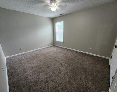 2212 Mossycup Lane - Photo Thumbnail 6
