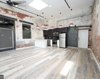3450 J Street - Photo Thumbnail 2