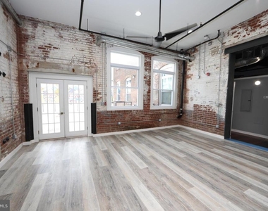 3450 J Street - Photo Thumbnail 5