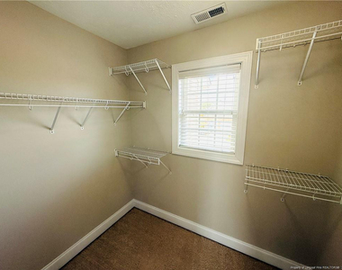 5802 Kessinger Court - Photo Thumbnail 14