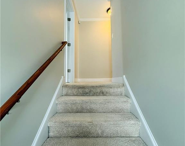 5802 Kessinger Court - Photo Thumbnail 11