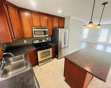 5802 Kessinger Court - Photo Thumbnail 6