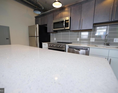 3450 J Street - Photo Thumbnail 4