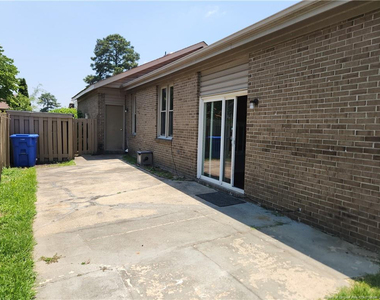 4516 Bac Court - Photo Thumbnail 13