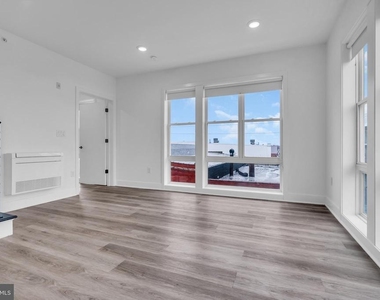 330 Cecil B Moore Avenue - Photo Thumbnail 7