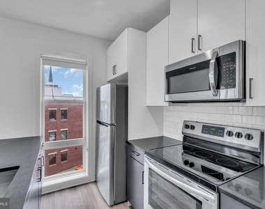 330 Cecil B Moore Avenue - Photo Thumbnail 2
