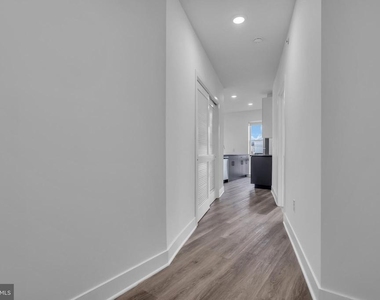 330 Cecil B Moore Avenue - Photo Thumbnail 11