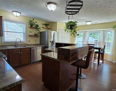 700 Rim Road - Photo Thumbnail 16