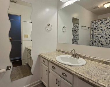 700 Rim Road - Photo Thumbnail 31