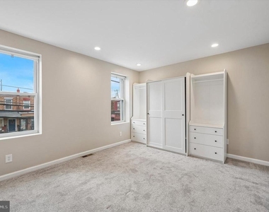 743 S 52nd Street - Photo Thumbnail 18