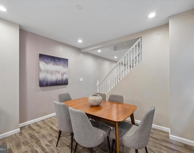 743 S 52nd Street - Photo Thumbnail 12