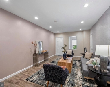 743 S 52nd Street - Photo Thumbnail 1