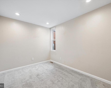 743 S 52nd Street - Photo Thumbnail 20