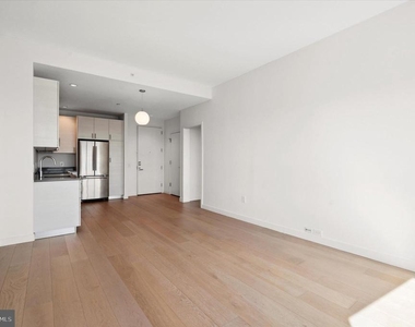 2930 Walnut Street - Photo Thumbnail 21