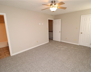118 Planetree Lane - Photo Thumbnail 17