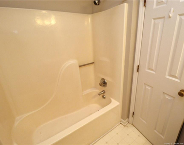 118 Planetree Lane - Photo Thumbnail 26