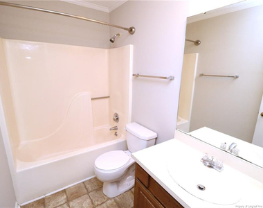 118 Planetree Lane - Photo Thumbnail 20