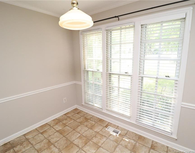 118 Planetree Lane - Photo Thumbnail 12
