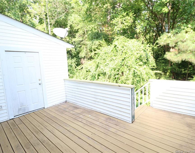 118 Planetree Lane - Photo Thumbnail 27
