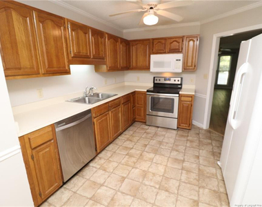 118 Planetree Lane - Photo Thumbnail 13