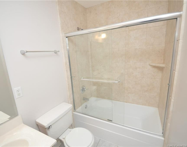 240 Beechtree Drive - Photo Thumbnail 19