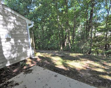 240 Beechtree Drive - Photo Thumbnail 25