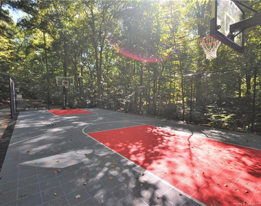 240 Beechtree Drive - Photo Thumbnail 32