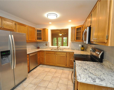 240 Beechtree Drive - Photo Thumbnail 4