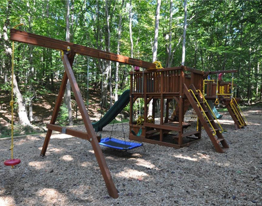 240 Beechtree Drive - Photo Thumbnail 28