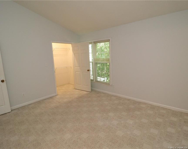 240 Beechtree Drive - Photo Thumbnail 22