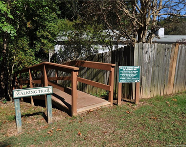 240 Beechtree Drive - Photo Thumbnail 26