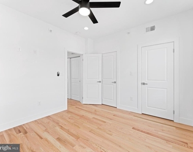 6442 Lansdowne Avenue - Photo Thumbnail 4