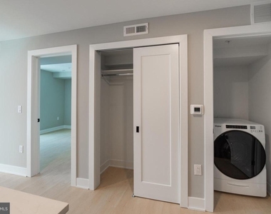 6604 Ridge Avenue - Photo Thumbnail 9