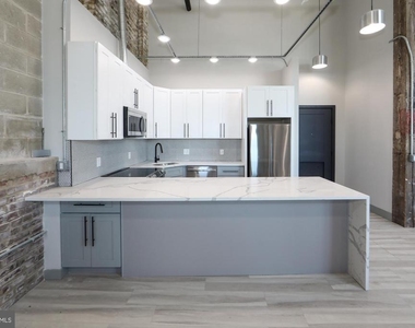 1810 E Venango Street - Photo Thumbnail 4