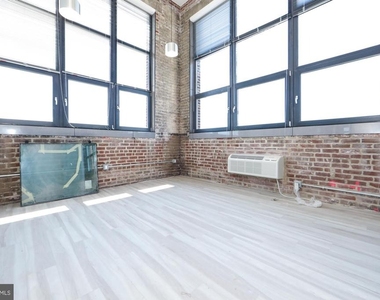 1810 E Venango Street - Photo Thumbnail 11