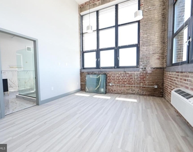 1810 E Venango Street - Photo Thumbnail 9