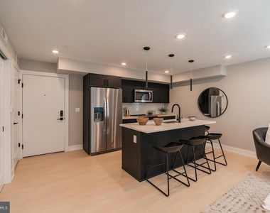 6604 Ridge Avenue - Photo Thumbnail 6