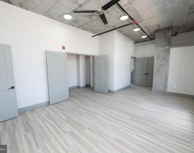1810 E Venango Street - Photo Thumbnail 12