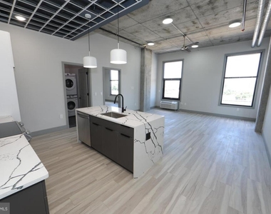 1810 E Venango Street - Photo Thumbnail 4