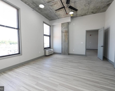 1810 E Venango Street - Photo Thumbnail 11