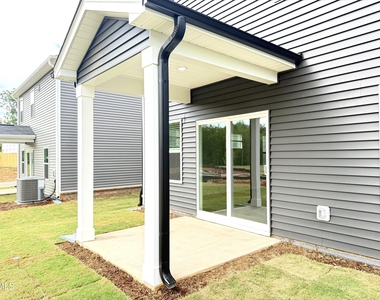 1008 Saint Lawrence Drive - Photo Thumbnail 16