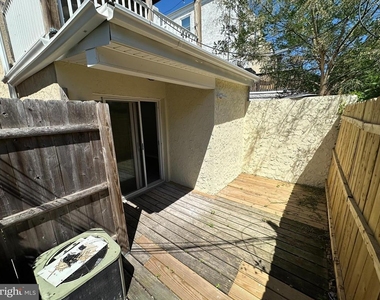2110-12 South Street - Photo Thumbnail 16