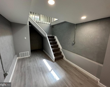 2110-12 South Street - Photo Thumbnail 7
