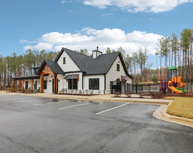 1041 Saint Lawrence Drive - Photo Thumbnail 30