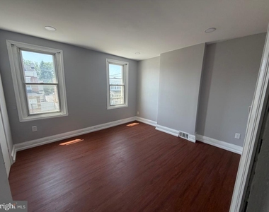 4526 E Stiles Street - Photo Thumbnail 17
