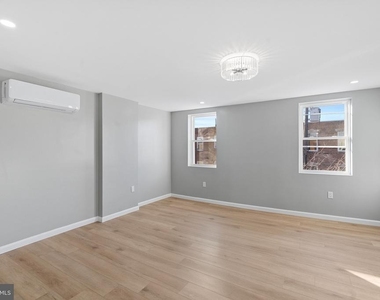 1203 Moore Street - Photo Thumbnail 16